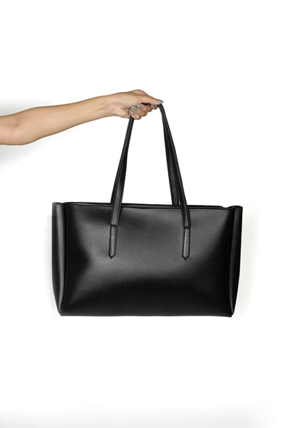 Tote Beyond Bag (Black)